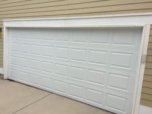 Garage Door Service Inc - White Garage Door